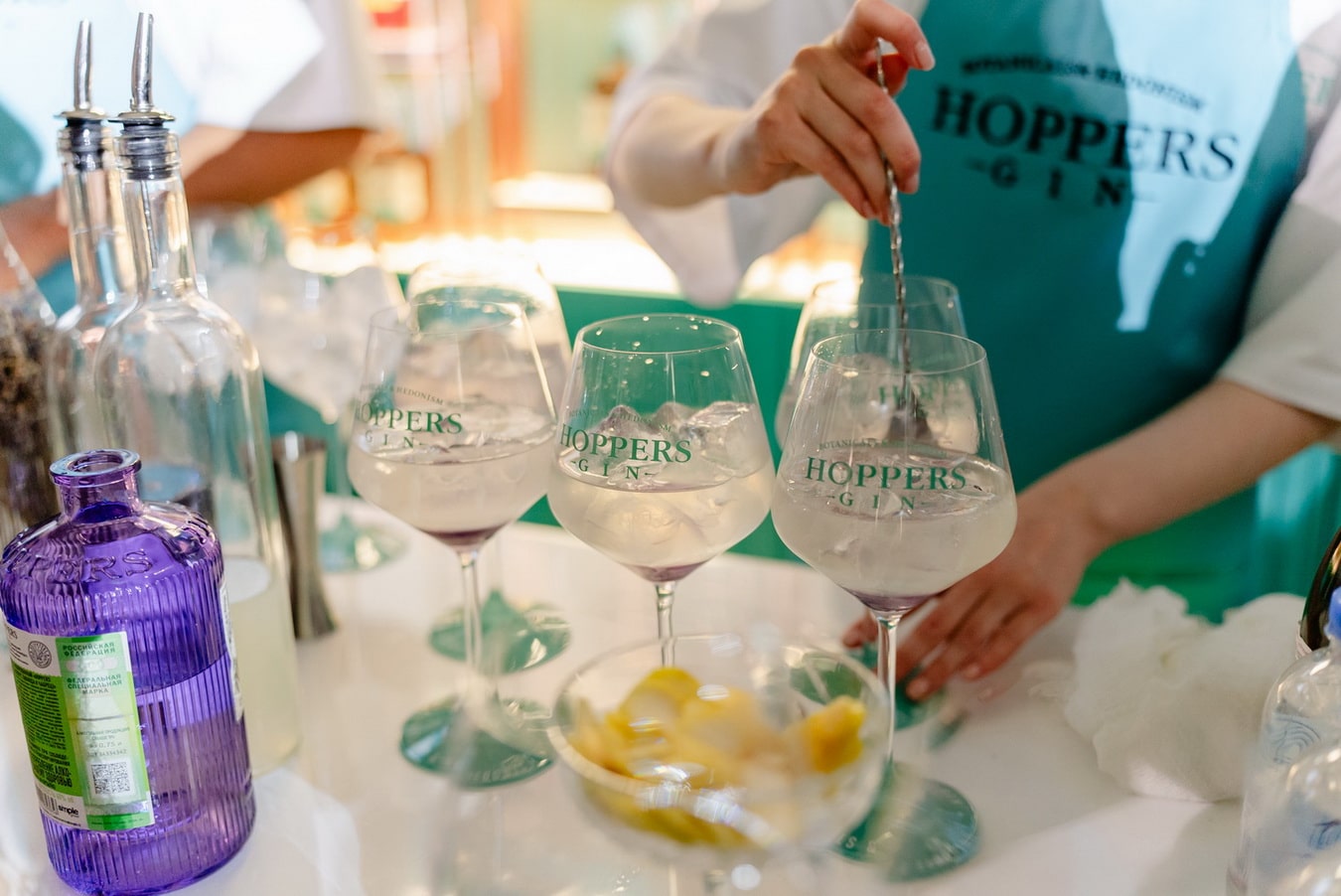 Выездной бар на презентации джина «Hoppers Gin»